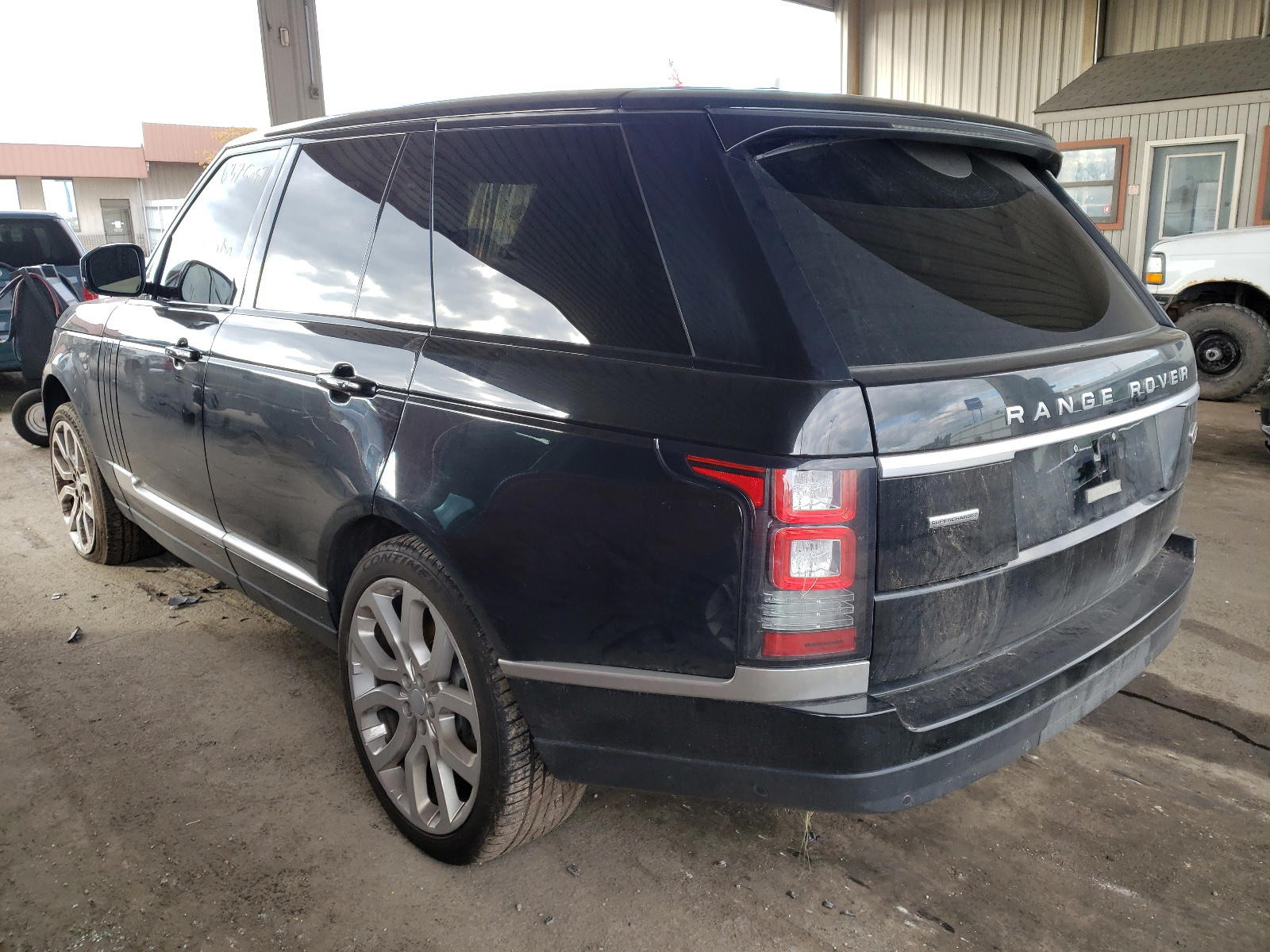 Photo 3 from auction – 2015 LAND ROVER RANGE ROVE with VIN SALGS2TF1FA243039