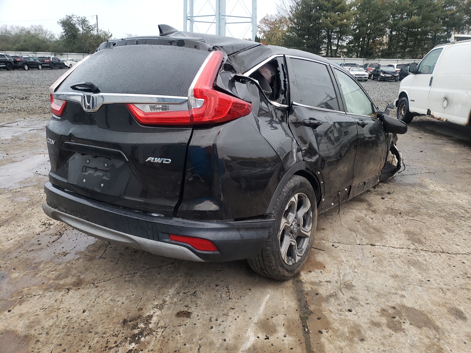 Photo 4 from auction – 2017 HONDA CR-V EX with VIN 2HKRW2H53HH617991