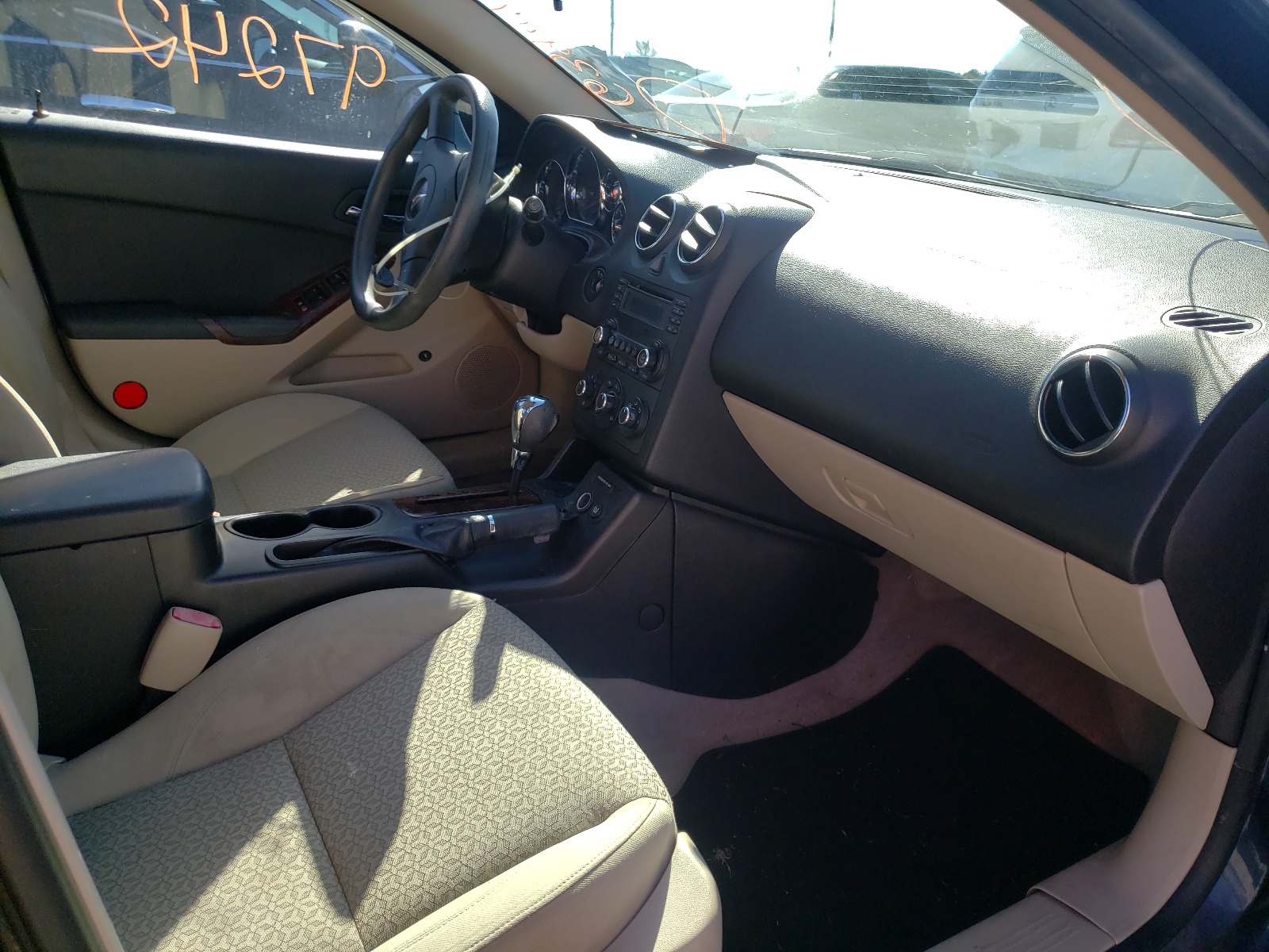 Photo 5 from auction – 2008 PONTIAC G6 with VIN 1G2ZF57B084222329