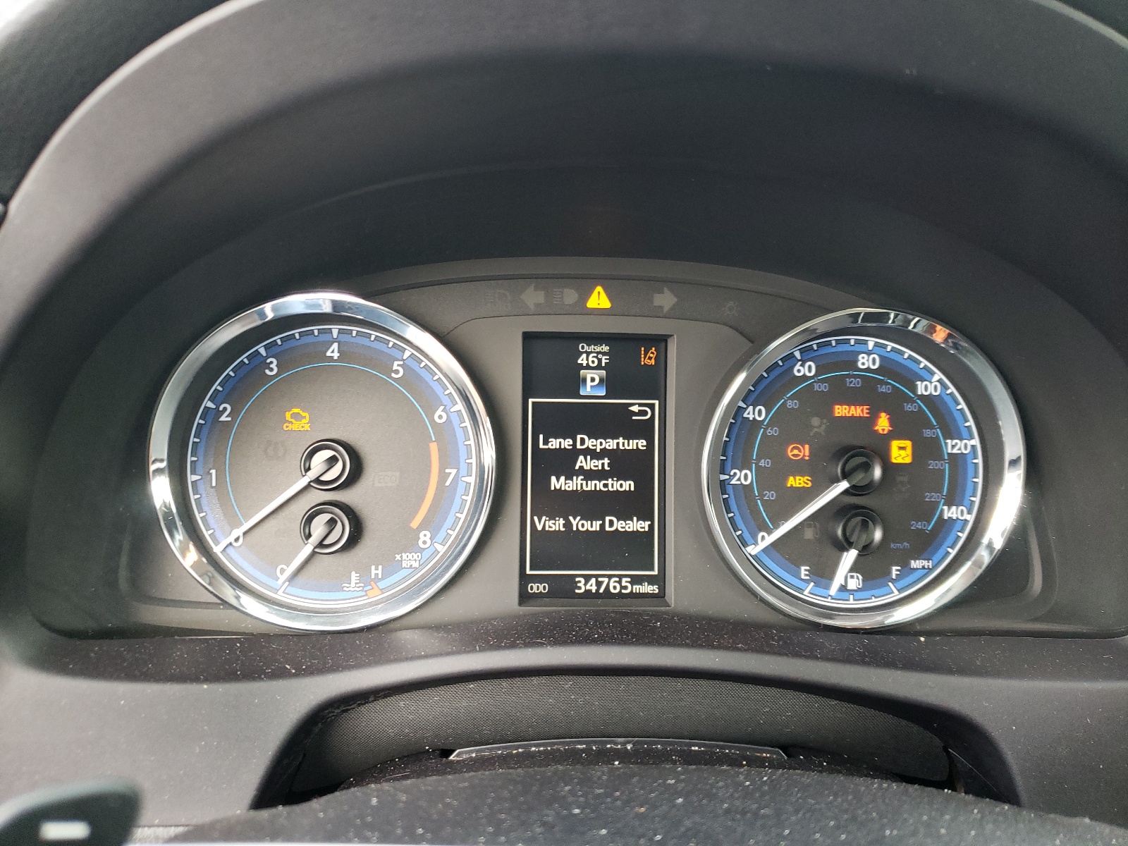 Photo 8 from auction – 2018 TOYOTA COROLLA L with VIN 5YFBURHE7JP748186