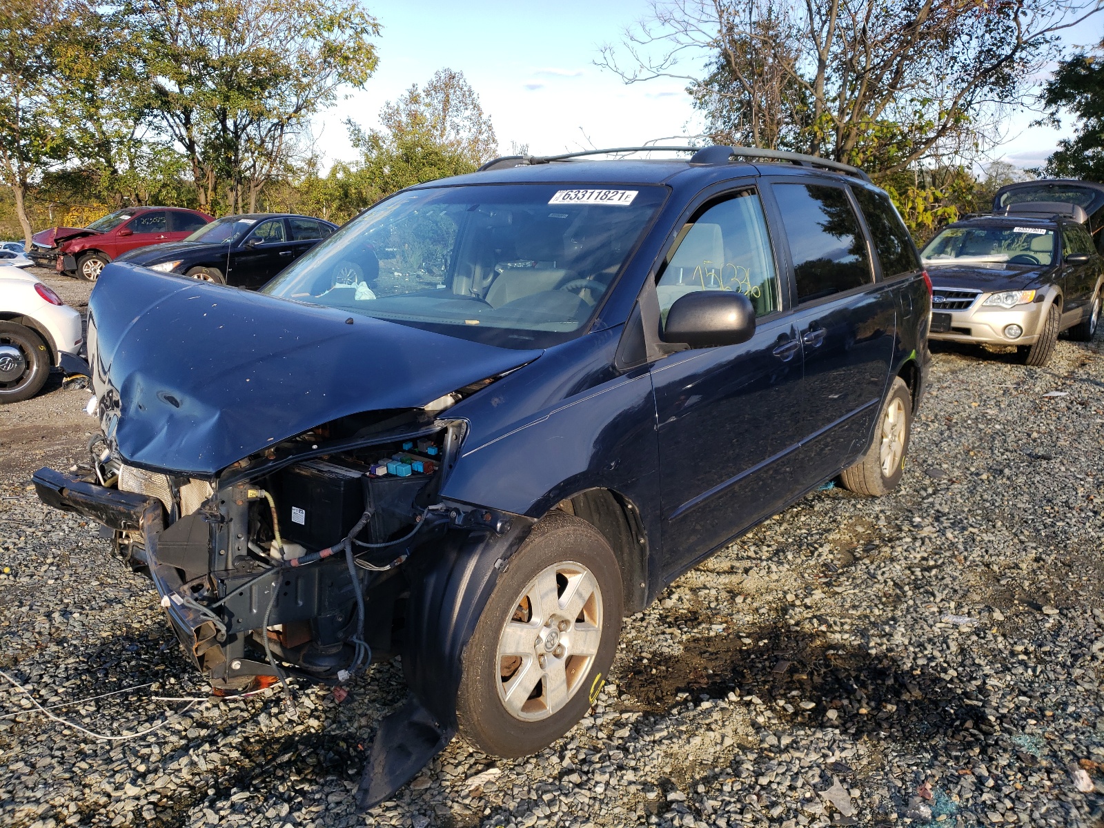 Photo 2 from auction – 2004 TOYOTA SIENNA CE with VIN 5TDZA23CX4S050980