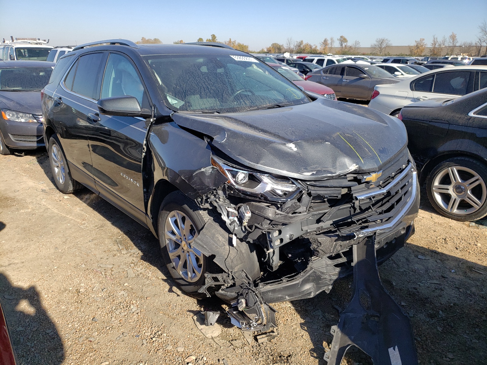 CHEVROLET EQUINOX LT 2018 with VIN 2GNAXJEV1J6345709 - Photo from auction