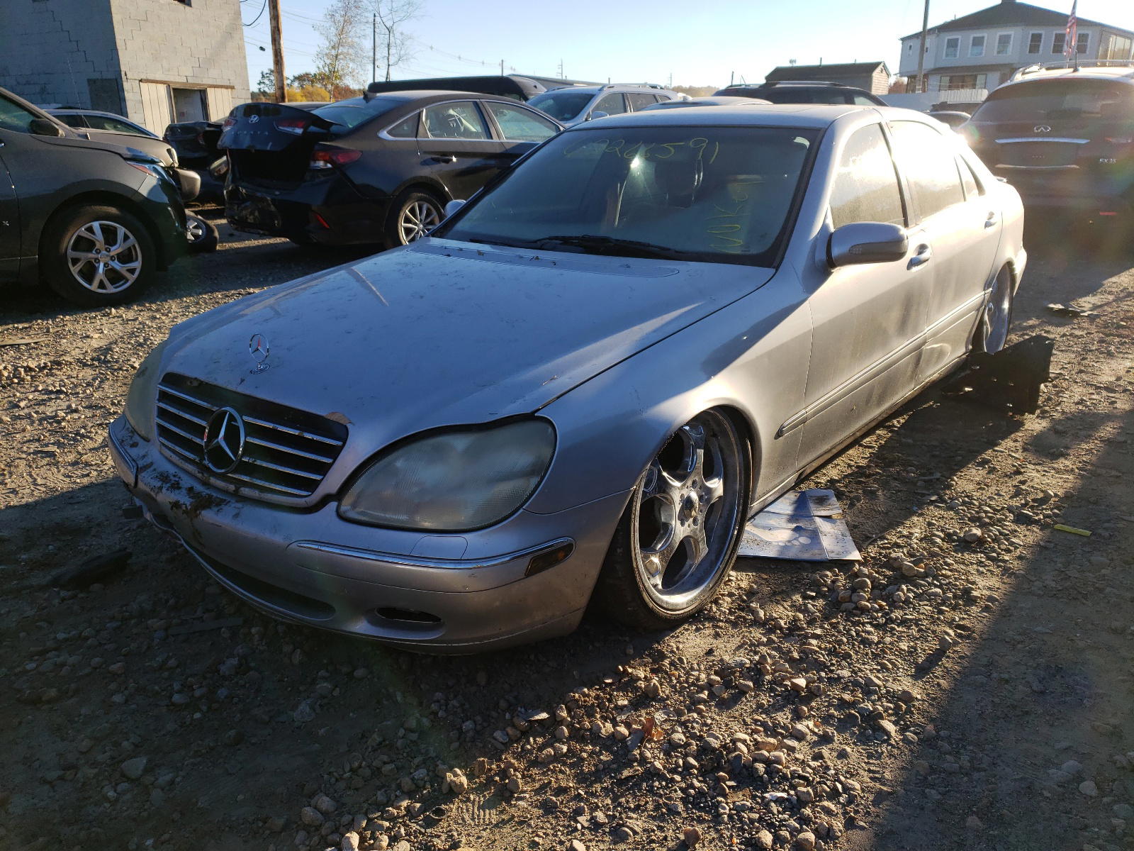 Photo 2 from auction – 2000 MERCEDES-BENZ E-CLASS with VIN WDBNG75J5YA043779