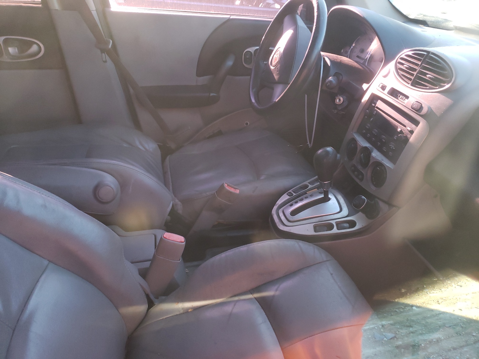 Photo 5 from auction – 2005 SATURN VUE with VIN 5GZCZ63435S847397
