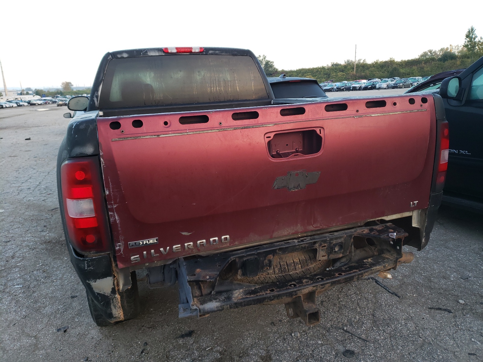 Photo 9 from auction – 2011 CHEVROLET SILVERADO with VIN 1GCRKSE37BZ184772