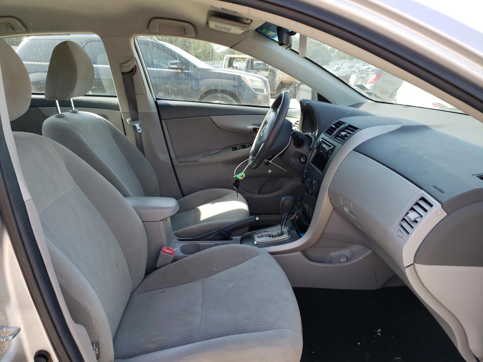 Photo 5 from auction – 2010 TOYOTA COROLLA BA with VIN 2T1BU4EEXAC459598