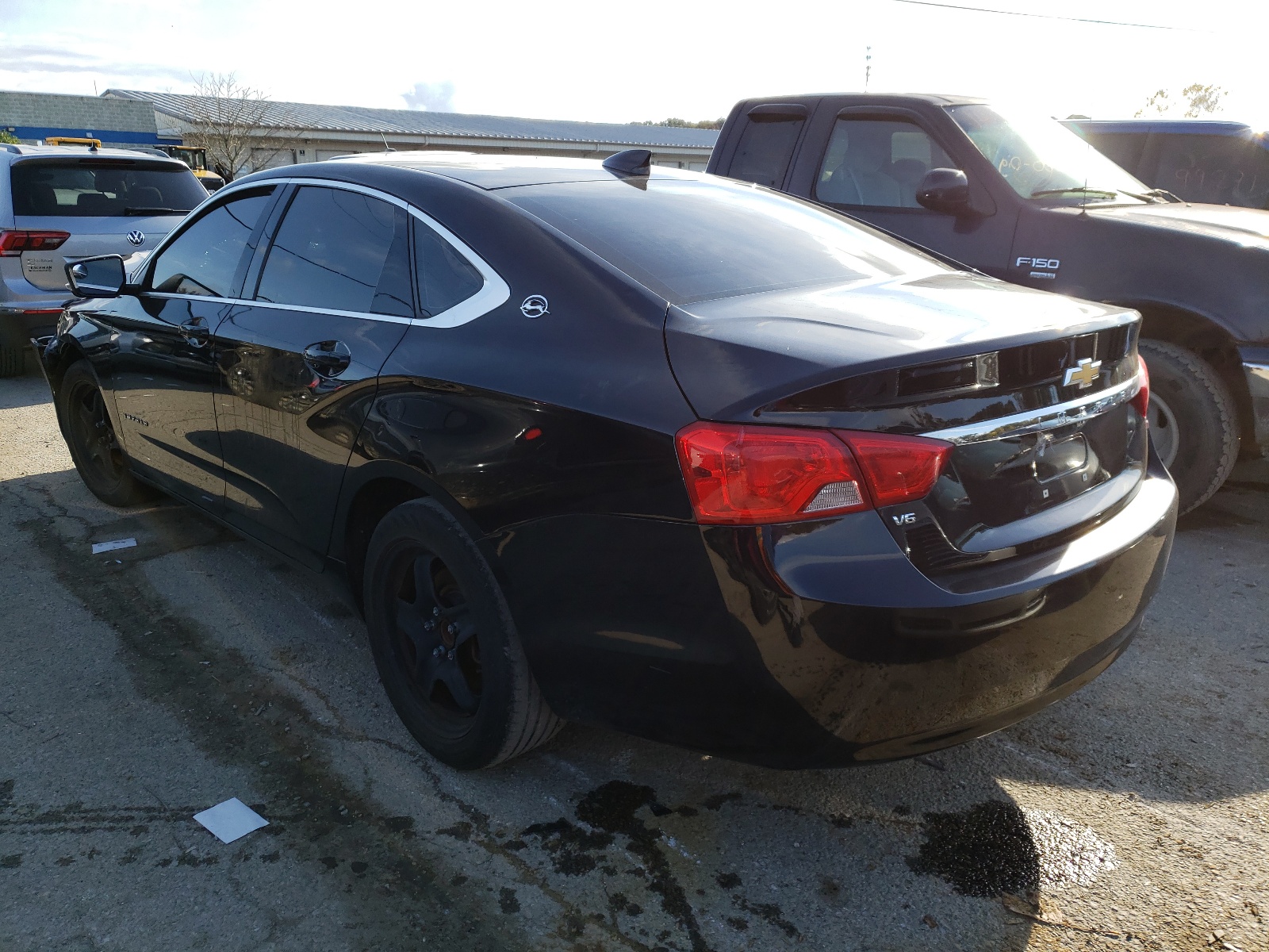 Photo 3 from auction – 2017 CHEVROLET IMPALA LT with VIN 1G1105S35HU152491