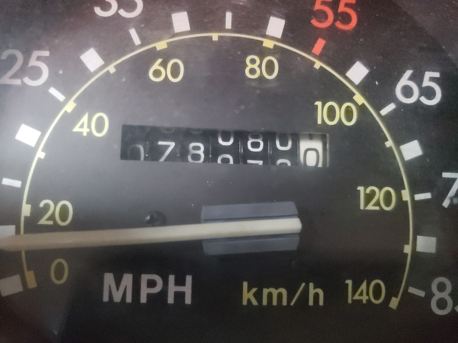 Photo 8 from auction – 1983 TOYOTA PICKUP 1/2 with VIN JT4RN34R4D0070559