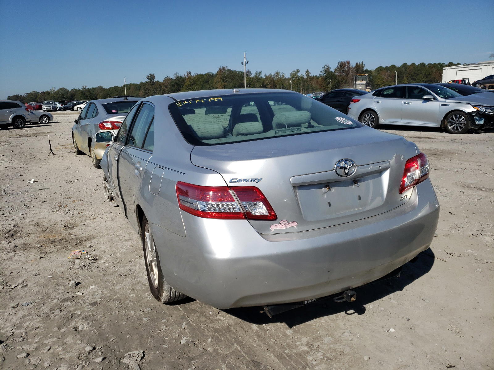 Photo 3 from auction – 2010 TOYOTA CAMRY BASE with VIN 4T4BF3EKXAR013756