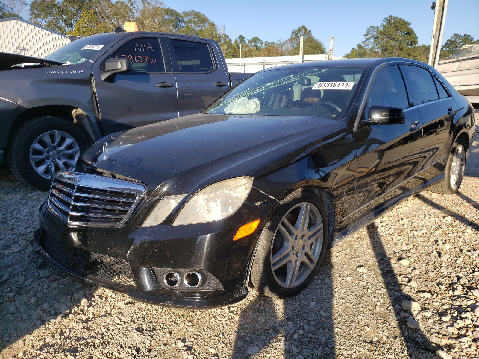 Photo 2 from auction – 2010 MERCEDES-BENZ E 350 with VIN WDDHF5GB0AA114247