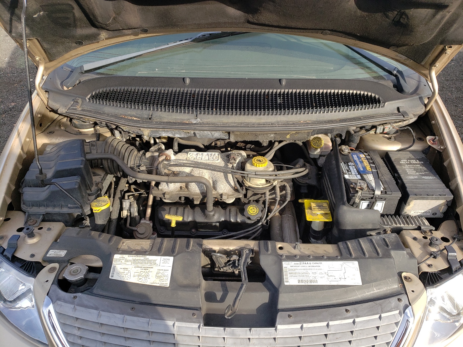Photo 7 from auction – 2001 CHRYSLER TOWN AND C with VIN 2C8GP54L61R305066