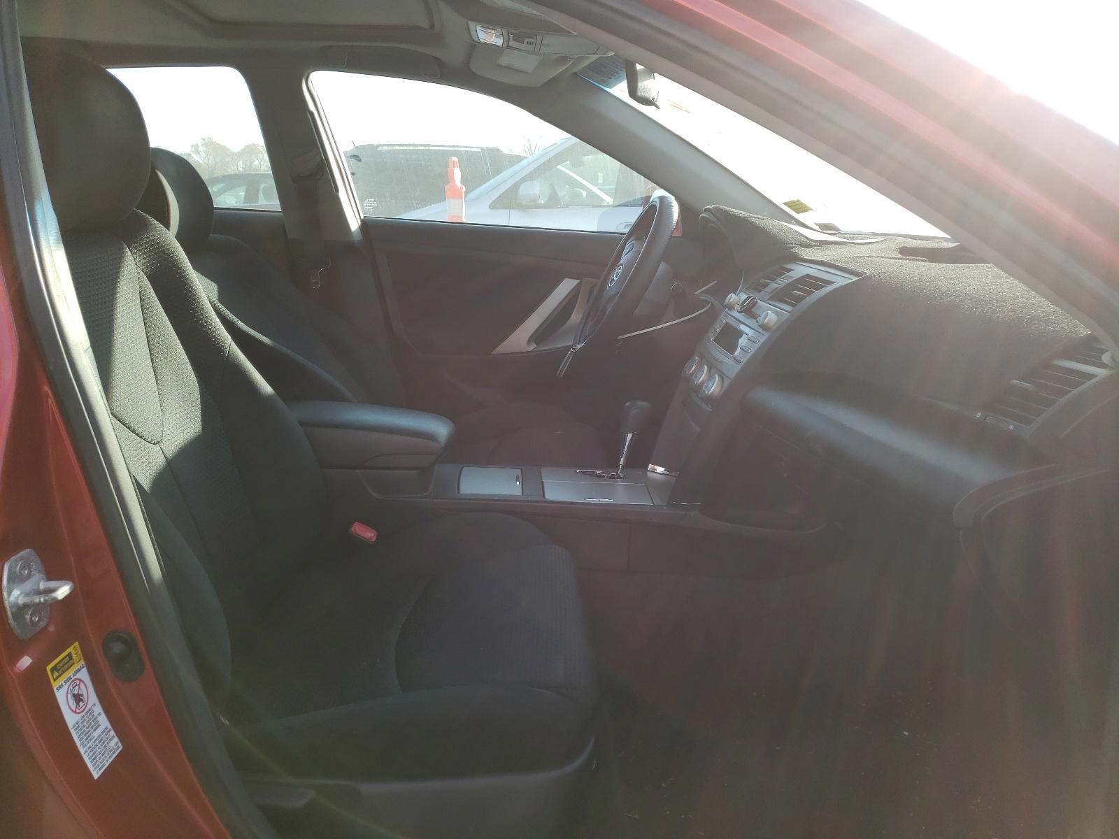 Photo 5 from auction – 2010 TOYOTA CAMRY BASE with VIN 4T1BF3EK4AU036136