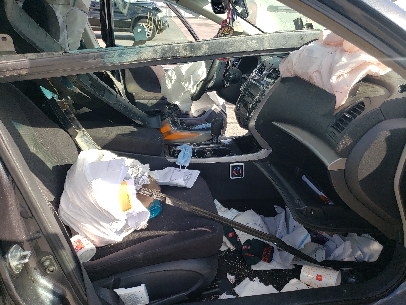 Photo 5 from auction – 2013 NISSAN ALTIMA 2.5 with VIN 1N4AL3AP9DN568979