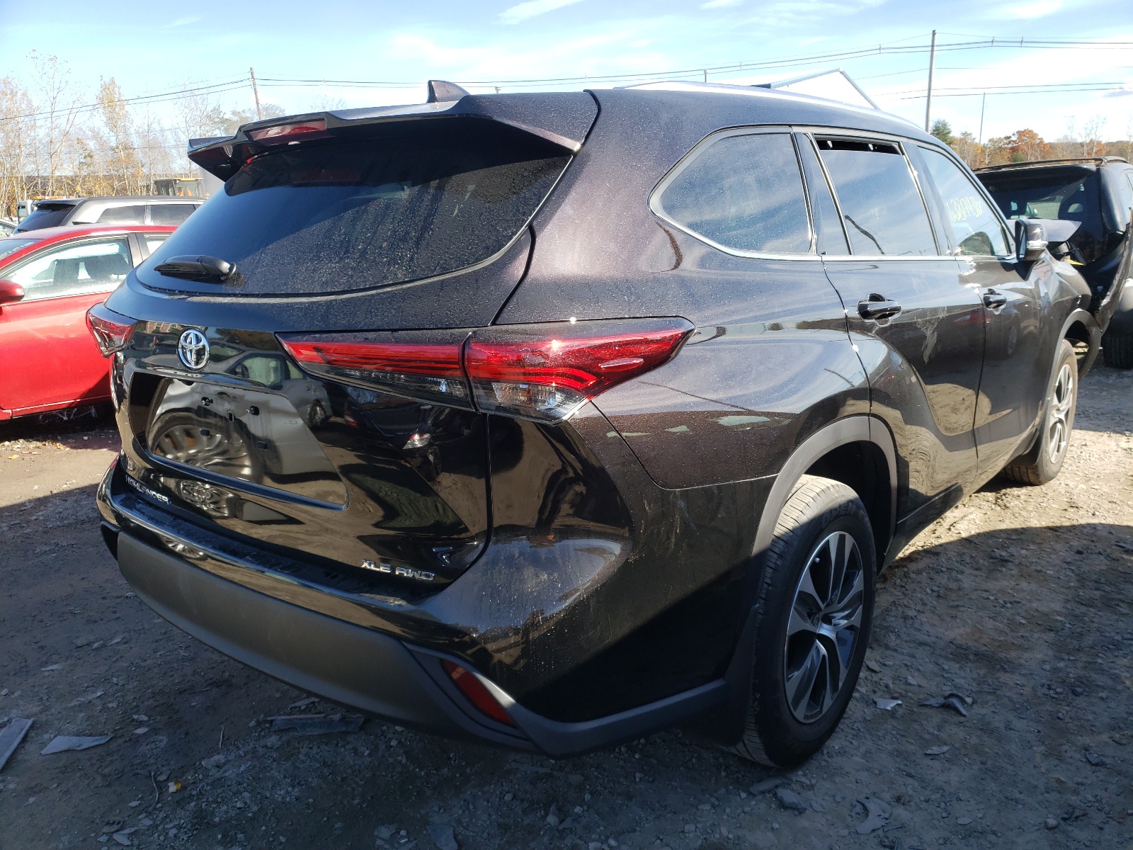 Photo 4 from auction – 2020 TOYOTA HIGHLANDER with VIN 5TDGZRBH7LS031260