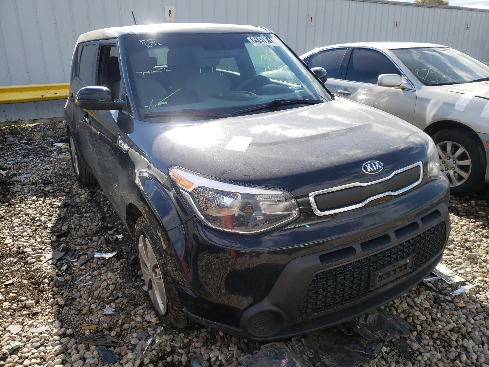 KIA SOUL 2016 with VIN KNDJN2A24G7274059 - Photo from auction