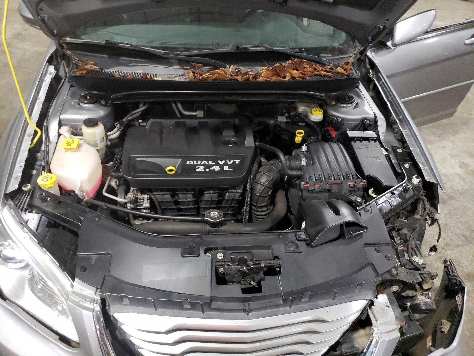 Photo 7 from auction – 2013 CHRYSLER 200 TOURIN with VIN 1C3CCBBB3DN639713