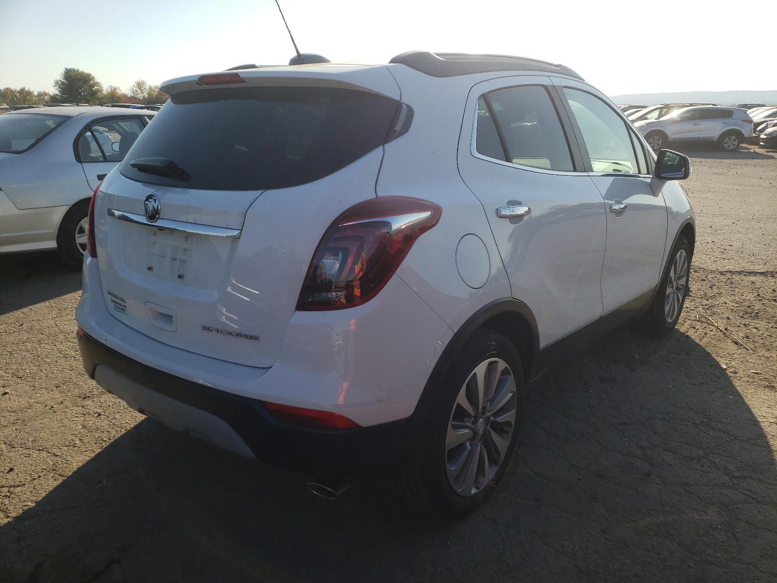 Photo 4 from auction – 2017 BUICK ENCORE PRE with VIN KL4CJASB9HB064983
