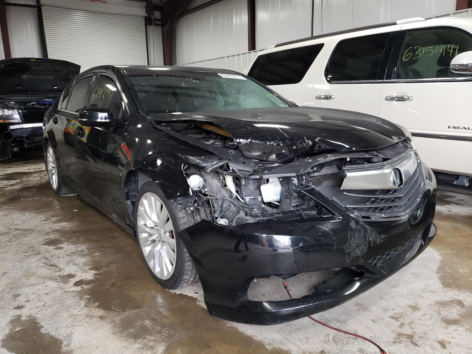 ACURA RLX TECH 2015 with VIN JH4KC1F52FC000645 - Photo from auction