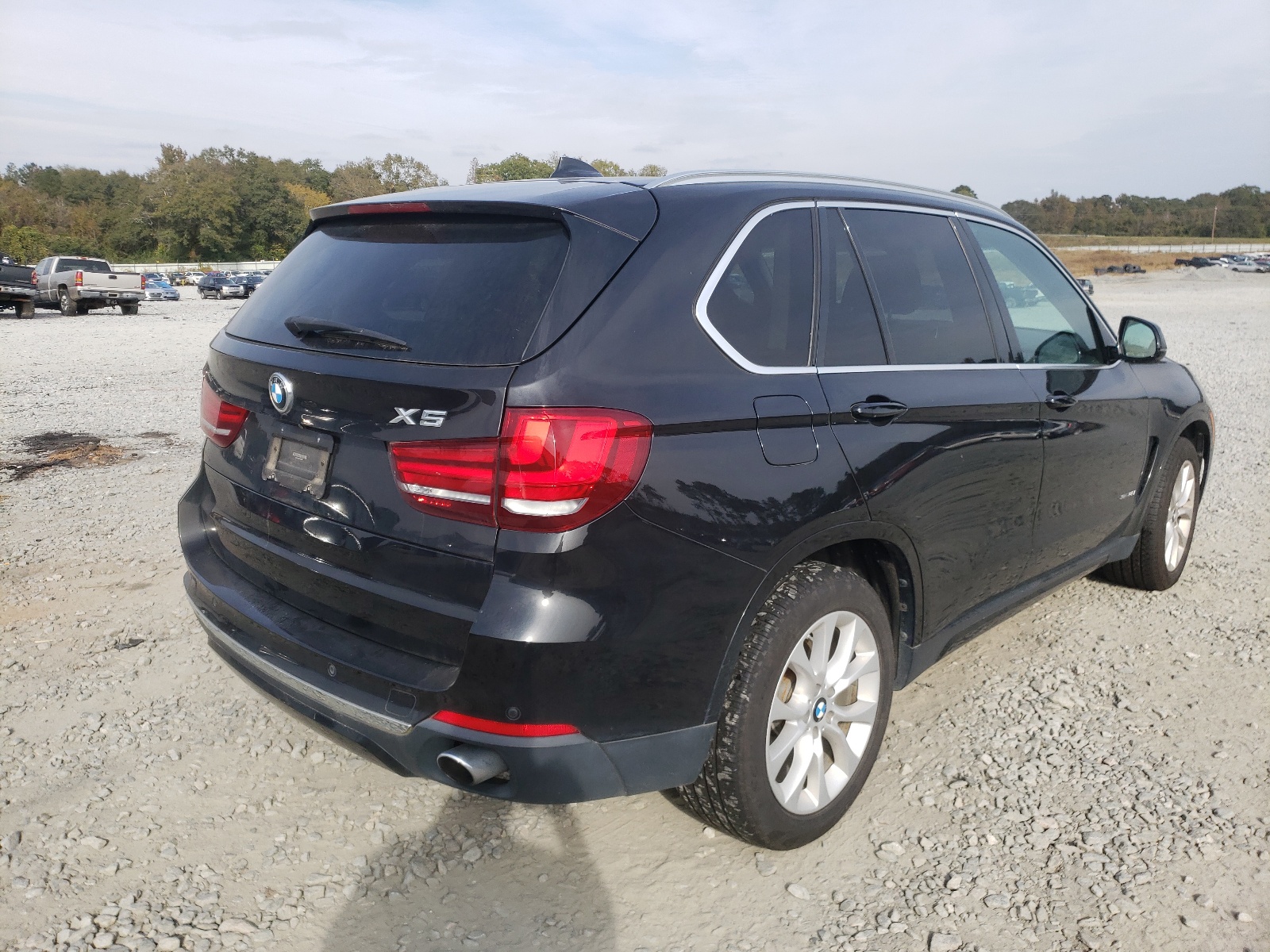 Photo 4 from auction – 2015 BMW X5 SDRIVE3 with VIN 5UXKR2C5XF0H36987