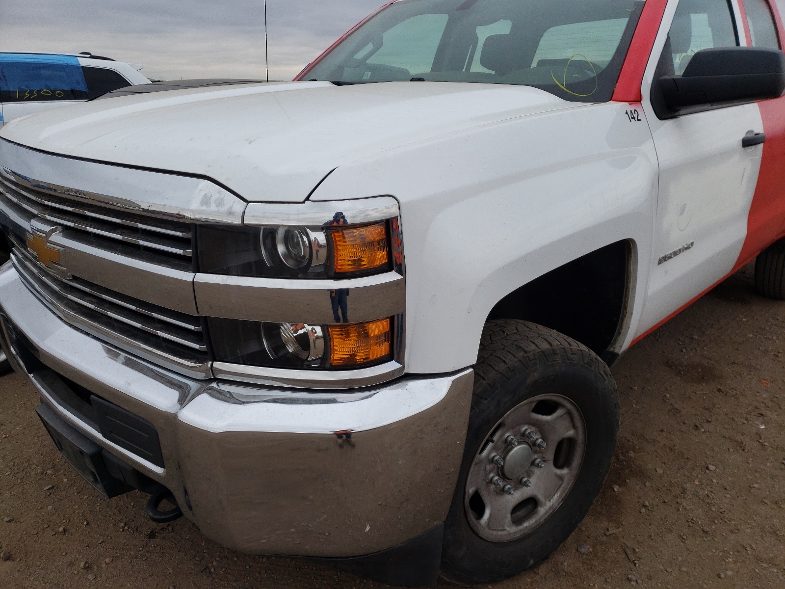 Photo 9 from auction – 2018 CHEVROLET SILVERADO with VIN 1GC2KUEG7JZ153830