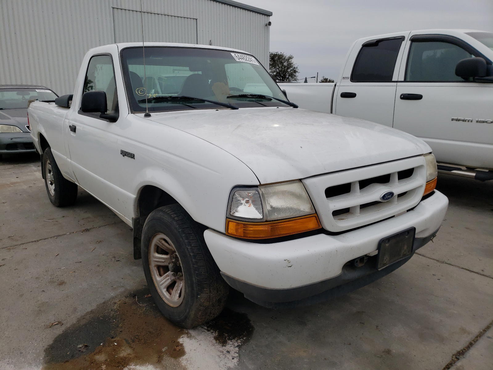 FORD RANGER 2000 with VIN 1FTYR10C7YPB38159 - Photo from auction