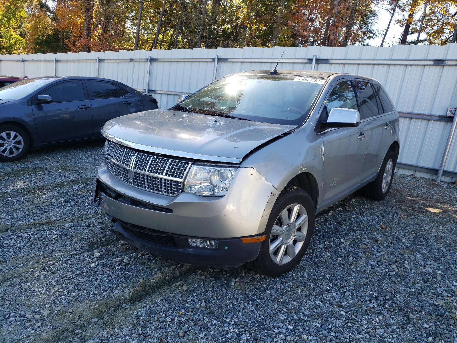 Photo 2 from auction – 2008 LINCOLN MKX with VIN 2LMDU88C68BJ27722