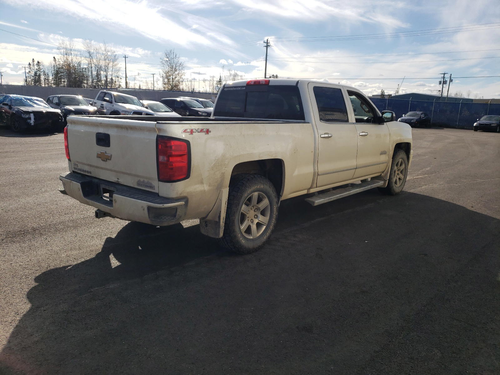 Photo 4 from auction – 2015 CHEVROLET SILVERADO with VIN 3GCUKTEJ2FG393700