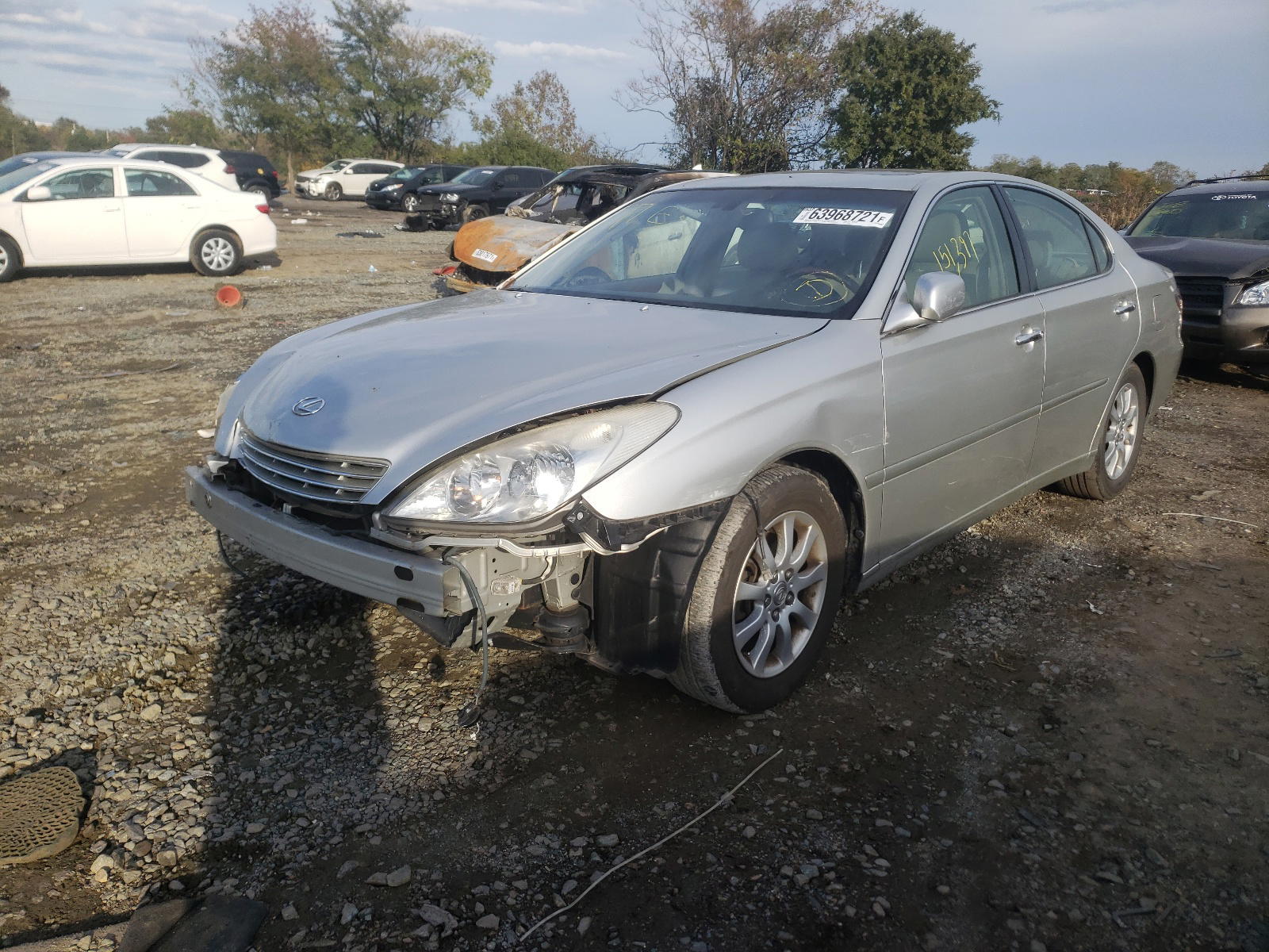 Photo 2 from auction – 2002 LEXUS ES 300 with VIN JTHBF30G025028889