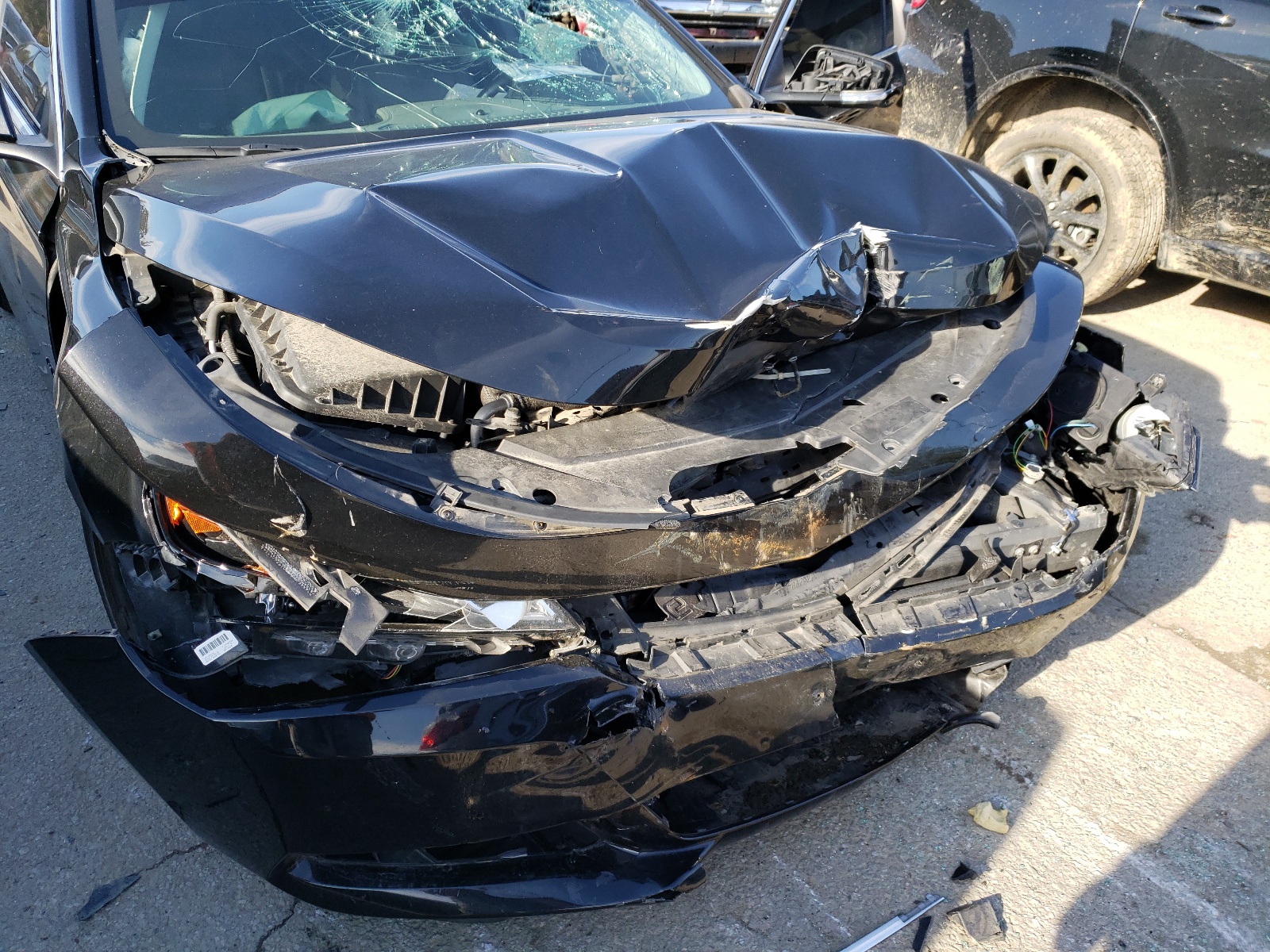 Photo 7 from auction – 2017 CHEVROLET IMPALA LT with VIN 1G1105S35HU152491