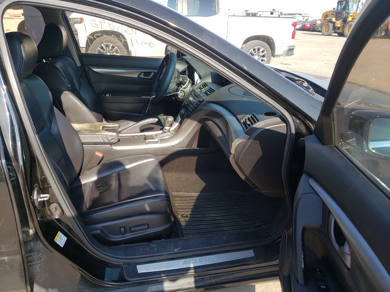 Photo 5 from auction – 2010 ACURA TL with VIN 19UUA8F24AA001719
