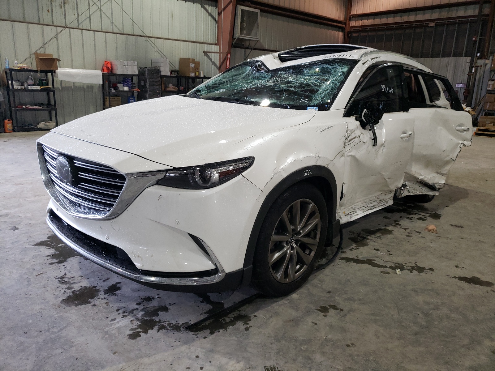 Photo 2 from auction – 2018 MAZDA CX-9 GRAND with VIN JM3TCADY6J0208256