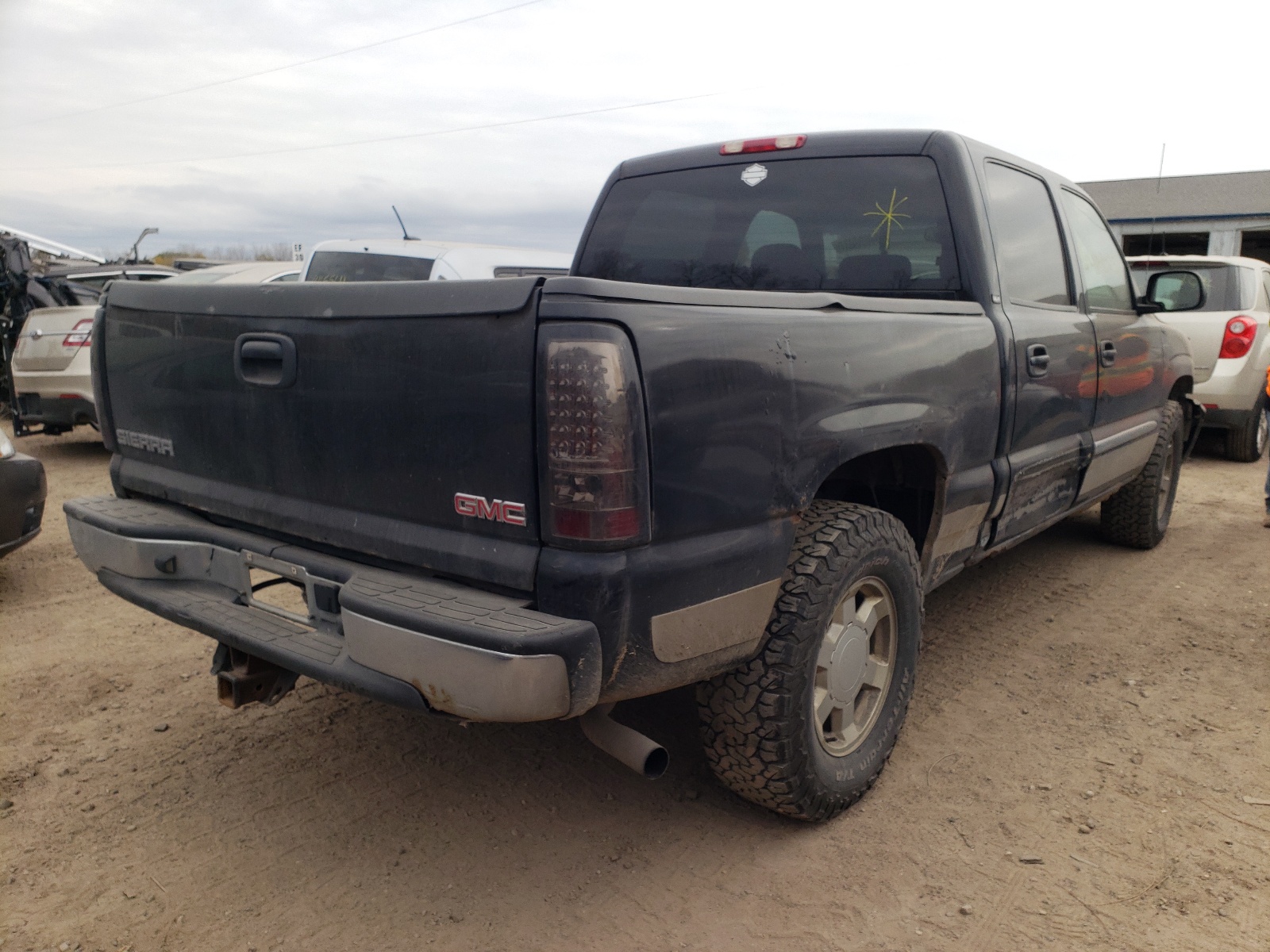 Photo 4 from auction – 2006 GMC NEW SIERRA with VIN 2GTEK13T861237926