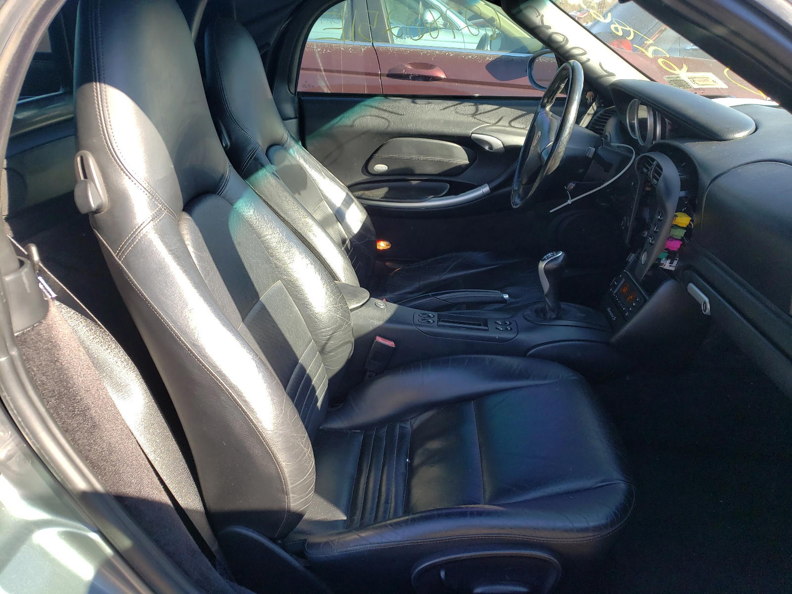 Photo 5 from auction – 2004 PORSCHE BOXSTER S with VIN WP0CB29884S660342