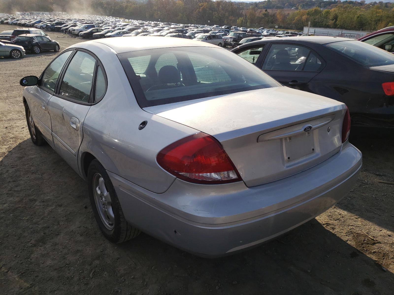 Photo 3 from auction – 2004 FORD TAURUS with VIN 1FAFP53294G179514