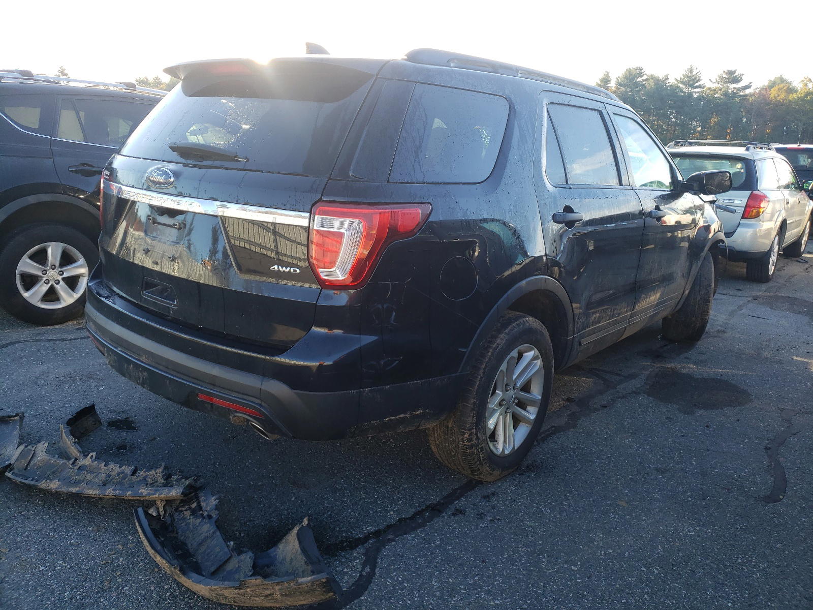 Photo 4 from auction – 2017 FORD EXPLORER with VIN 1FM5K8B84HGC81767