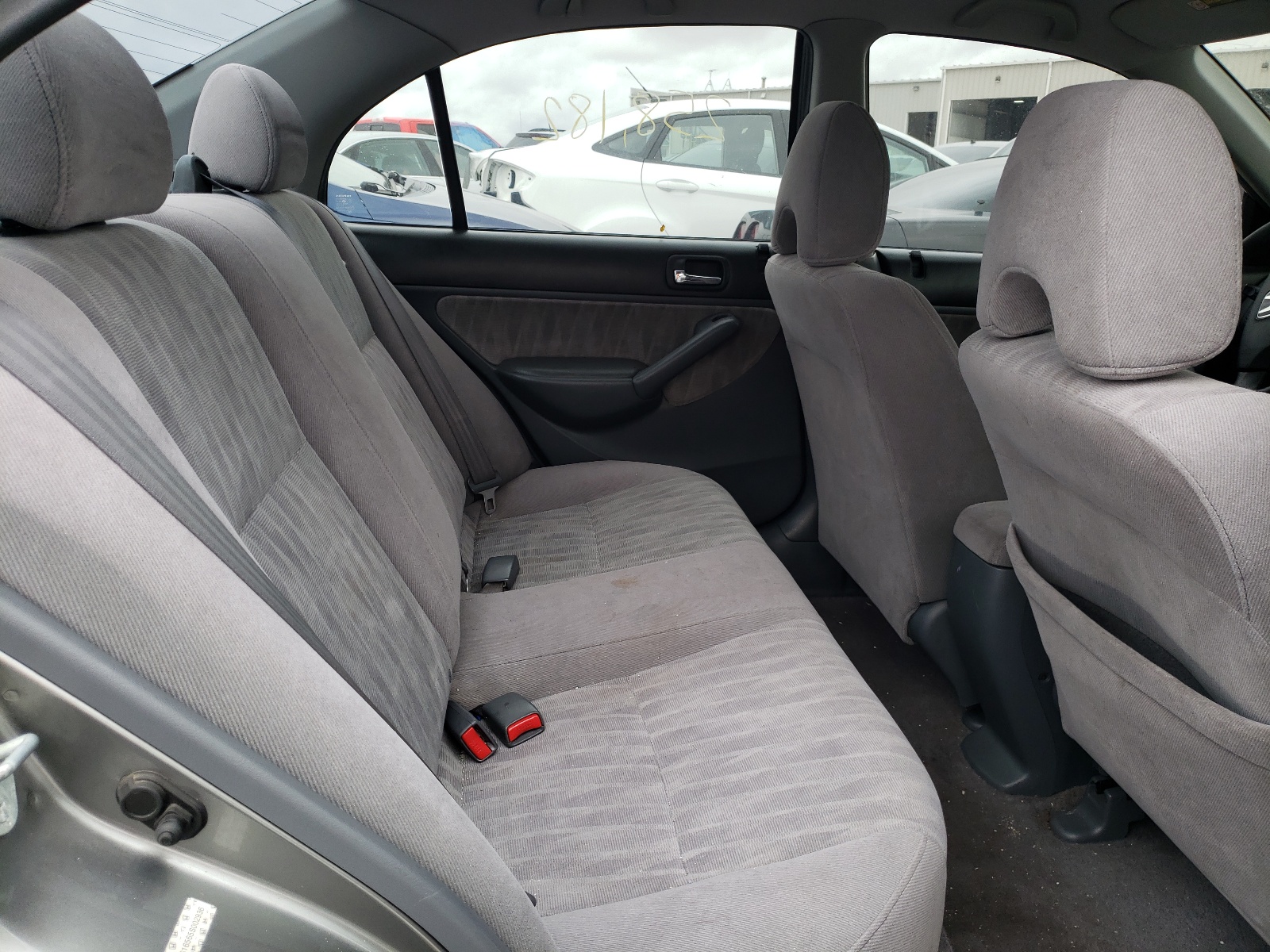 Photo 6 from auction – 2005 HONDA CIVIC LX with VIN JHMES16565S002936