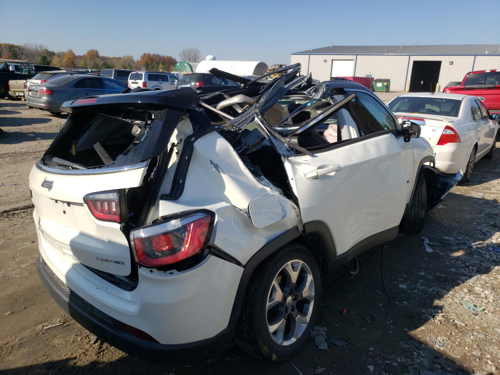 Photo 4 from auction – 2018 JEEP COMPASS LI with VIN 3C4NJDCB5JT402544