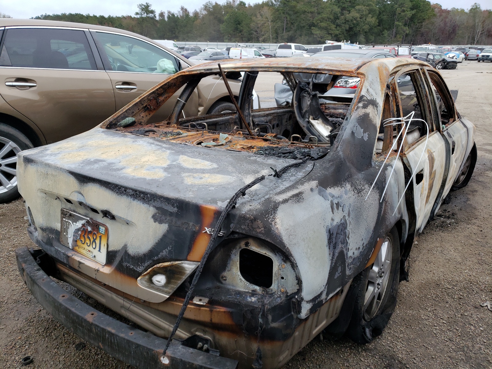 Photo 4 from auction – 2000 TOYOTA AVALON XL with VIN 4T1BF28B6YU004532