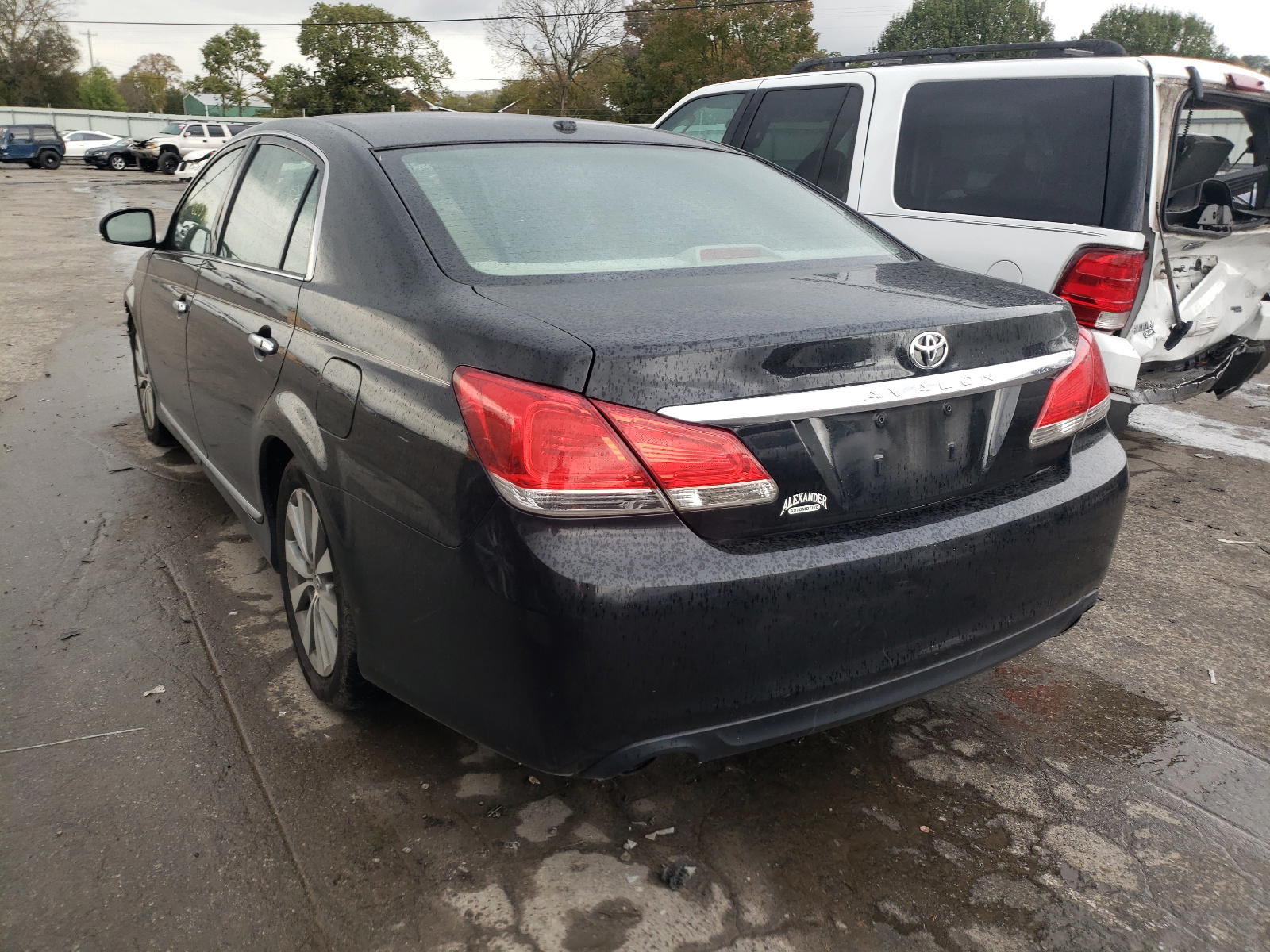 Photo 3 from auction – 2011 TOYOTA AVALON BAS with VIN 4T1BK3DB0BU381291