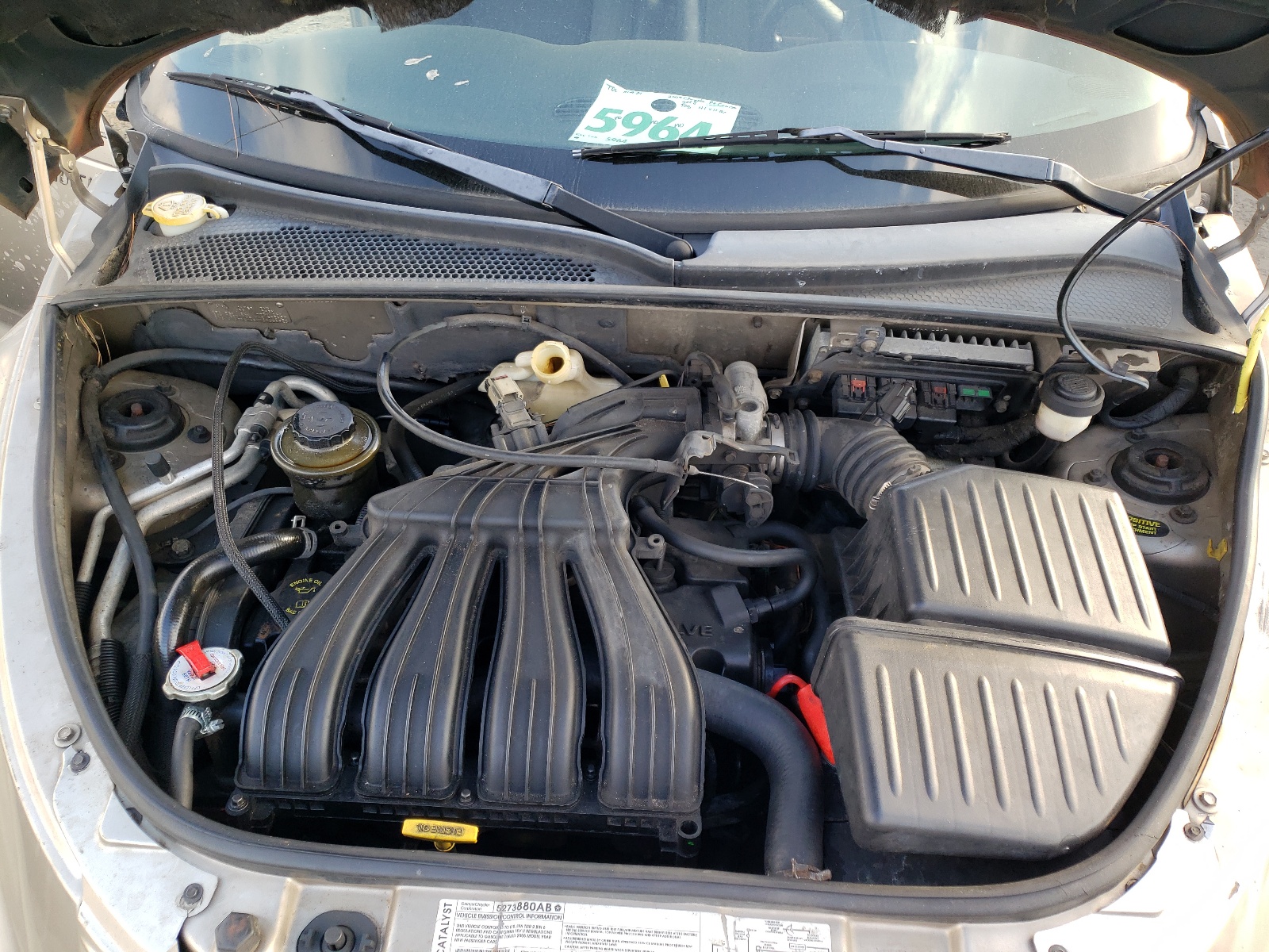 Photo 7 from auction – 2005 CHRYSLER PT CRUISER with VIN 3C3EY45X15T338923