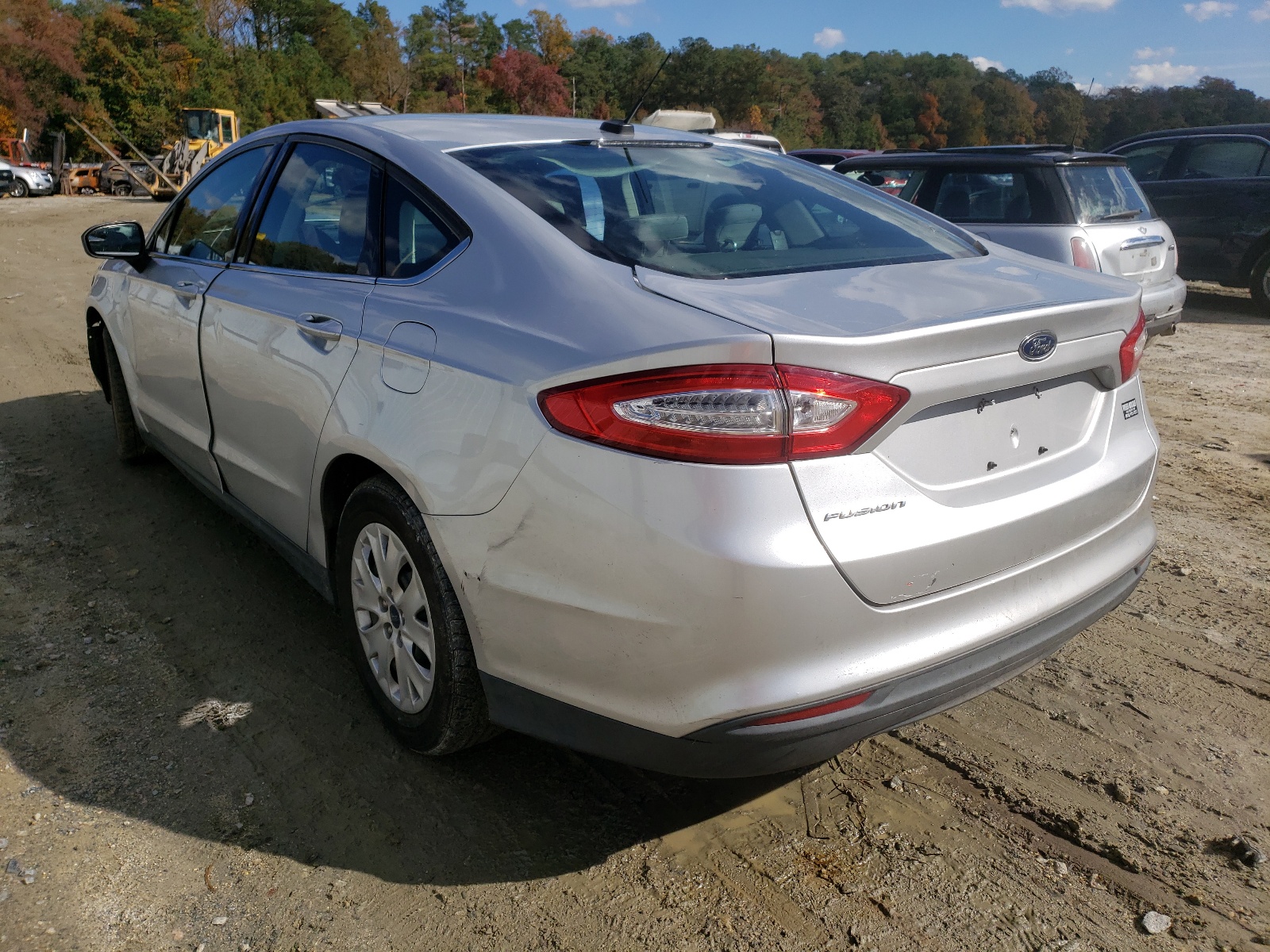 Photo 3 from auction – 2013 FORD FUSION S with VIN 3FA6P0G76DR312232