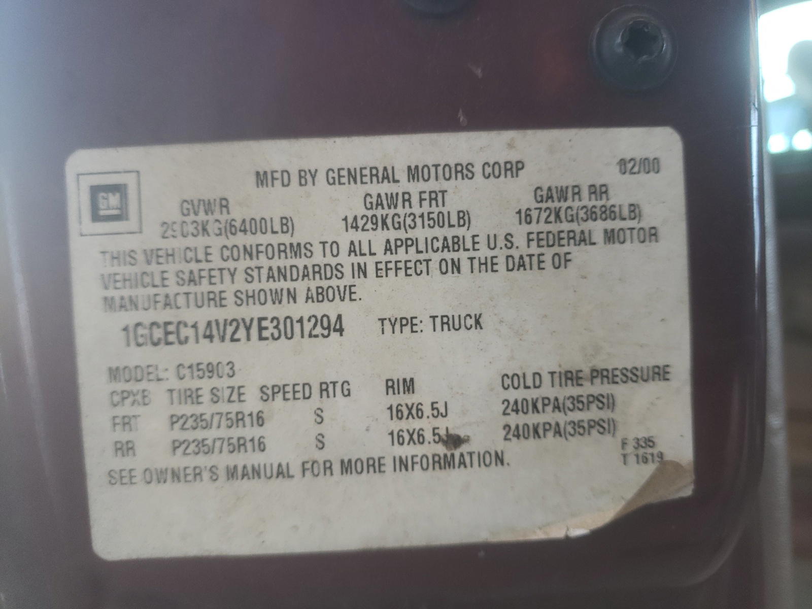 Photo 10 from auction – 2000 CHEVROLET SILVERADO with VIN 1GCEC14V2YE301294