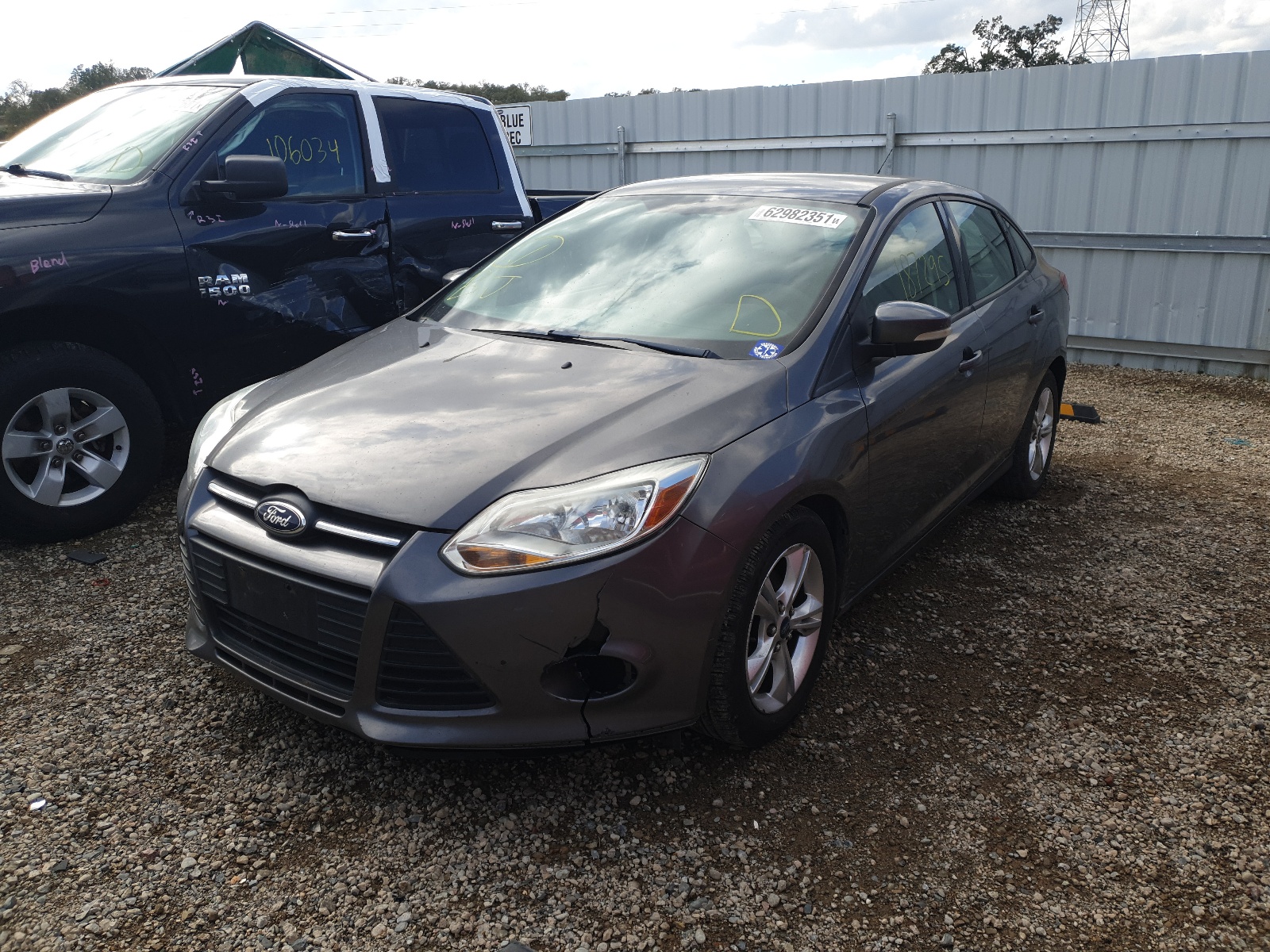Фото 2 с аукциона – 2013 FORD FOCUS SE с VIN 1FADP3F20DL117918