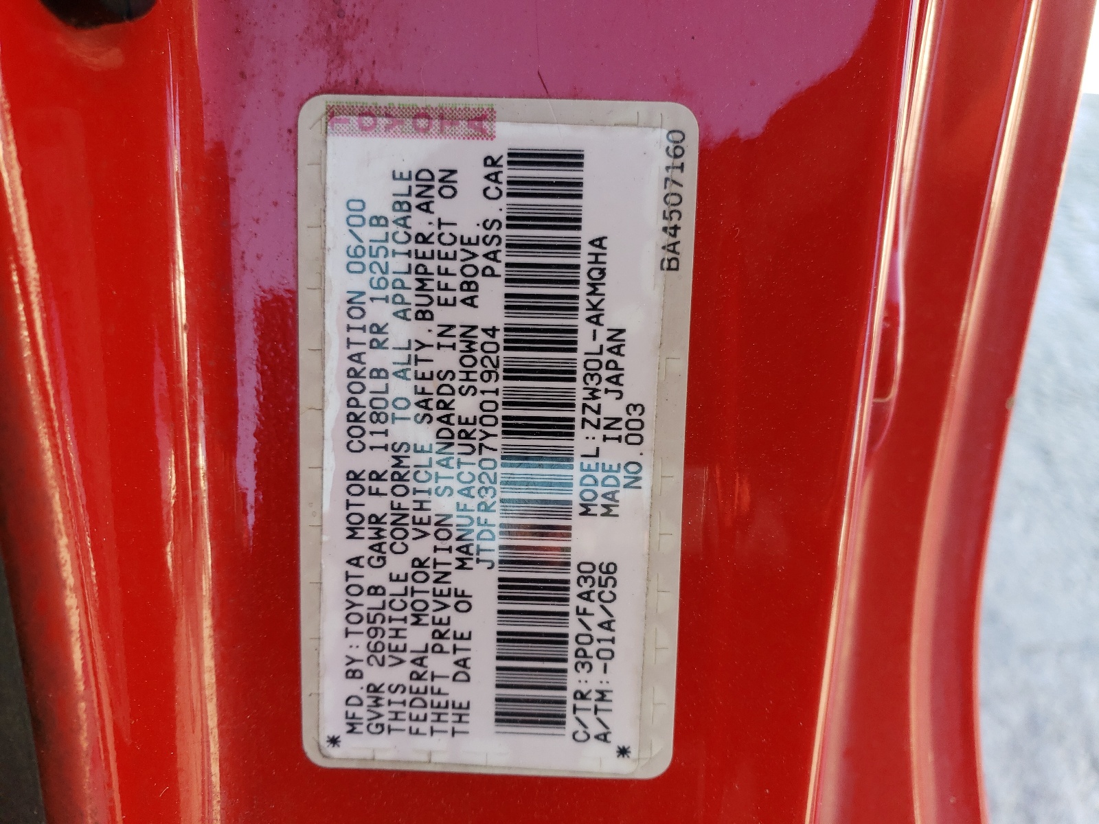 Photo 10 from auction – 2000 TOYOTA MR2 SPYDER with VIN JTDFR3207Y0019204
