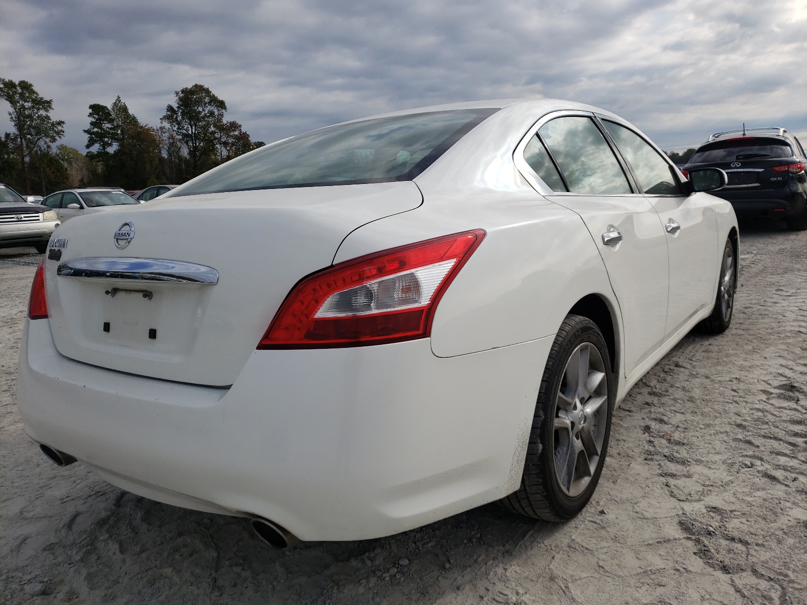 Фото 4 с аукциона – 2011 NISSAN MAXIMA S с VIN 1N4AA5AP9BC814438