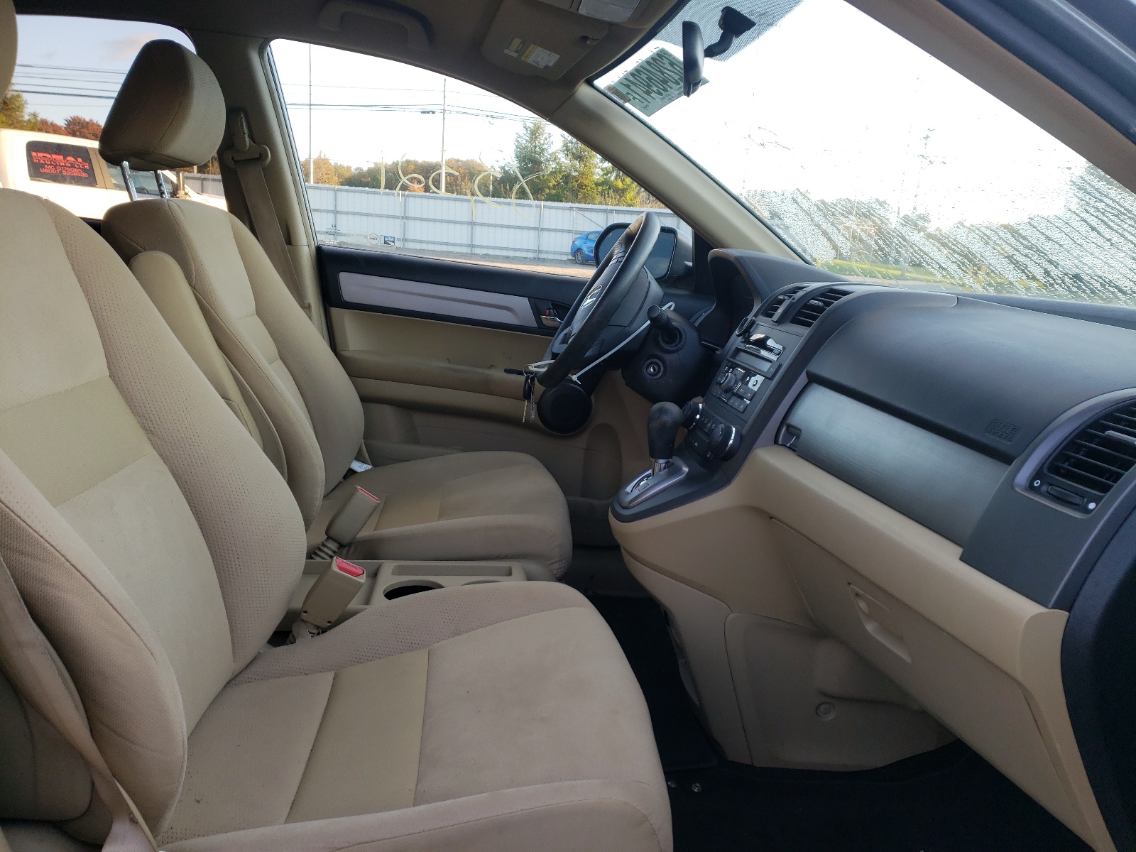 Photo 5 from auction – 2011 HONDA CR-V SE with VIN 5J6RE4H40BL107438