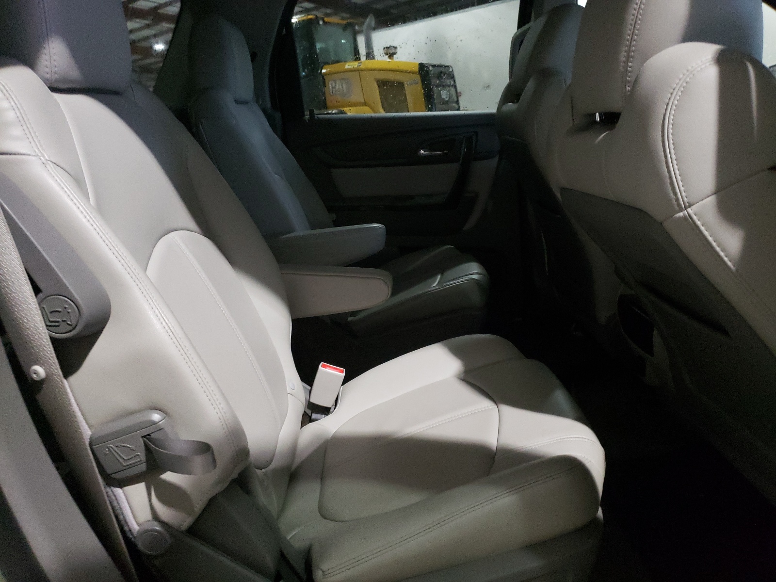 Zdjęcie 6 z aukcji – 2015 GMC ACADIA SLT z VIN 1GKKRRKD8FJ191306