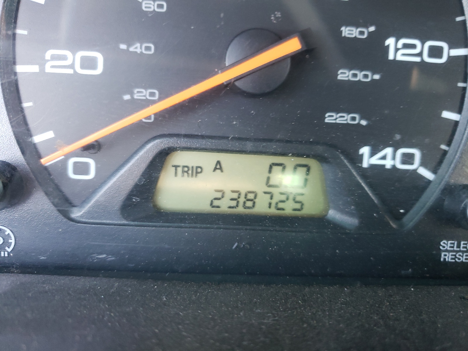 Photo 8 from auction – 2002 HONDA ODYSSEY EX with VIN 2HKRL18062H581194