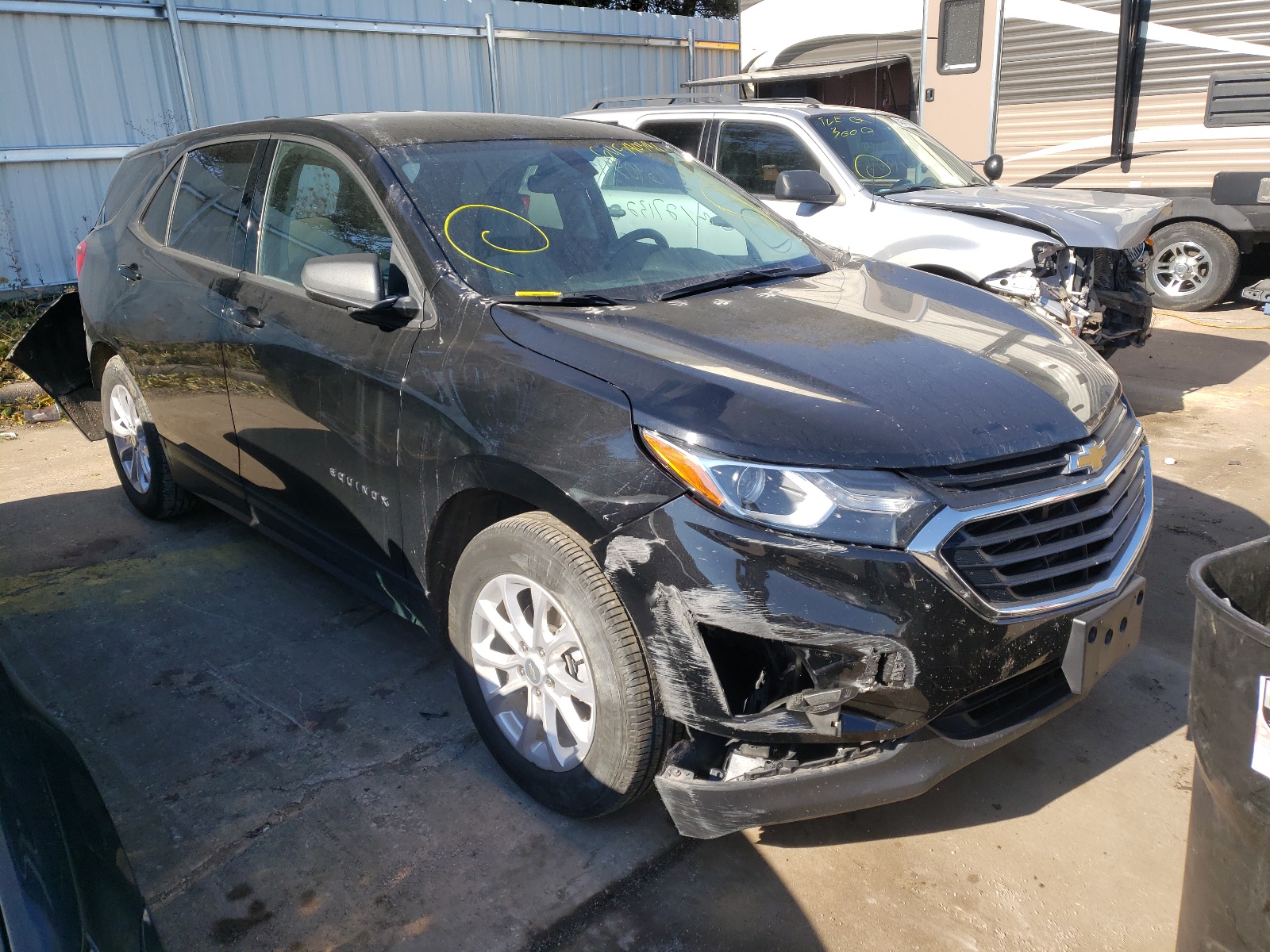 CHEVROLET EQUINOX LS 2019 with VIN 3GNAXHEV4KL274303 - Photo from auction