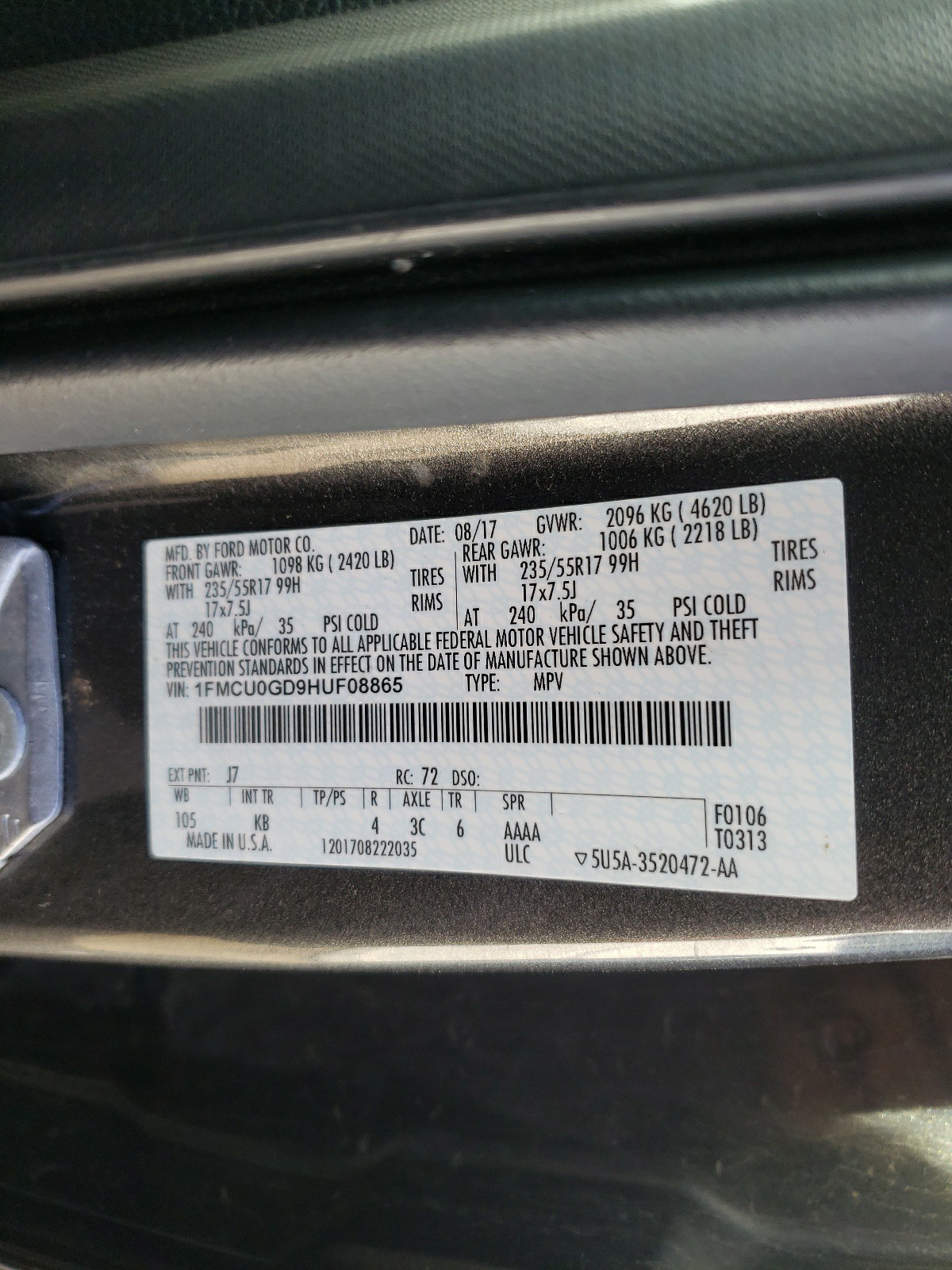 Photo 10 from auction – 2017 FORD ESCAPE SE with VIN 1FMCU0GD9HUF08865